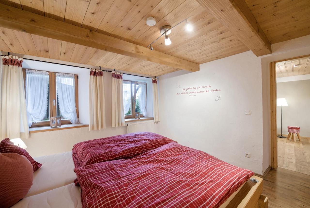 Ferienwohnung Zugspitze ไกรน์เนา ภายนอก รูปภาพ